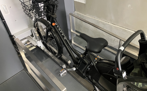 HOLDING│ホールディング